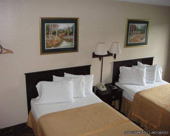 Timberlake Motel Lynchburg Δωμάτιο φωτογραφία