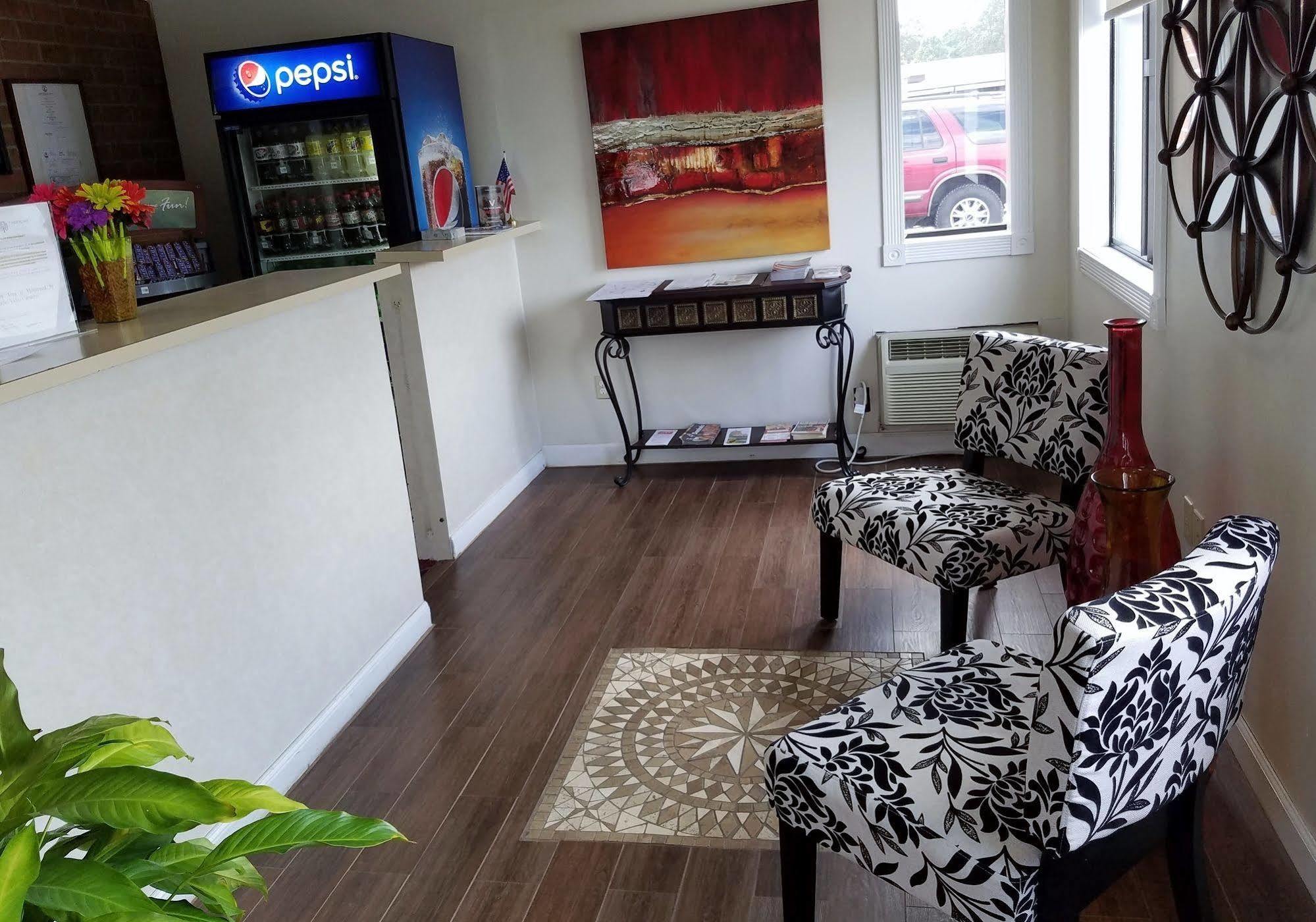 Timberlake Motel Lynchburg Εξωτερικό φωτογραφία