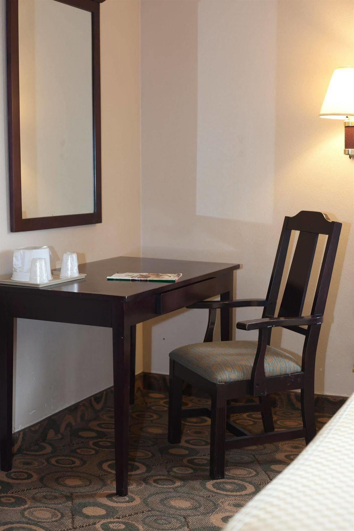 Timberlake Motel Lynchburg Εξωτερικό φωτογραφία